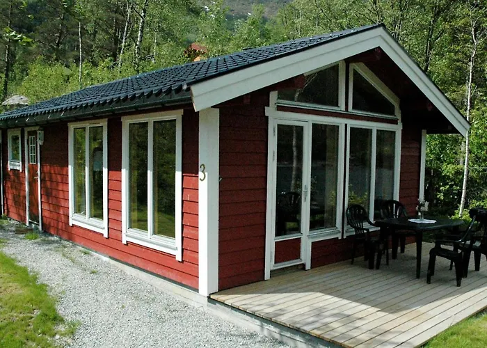 Two-Bedroom Holiday home in Olden 3